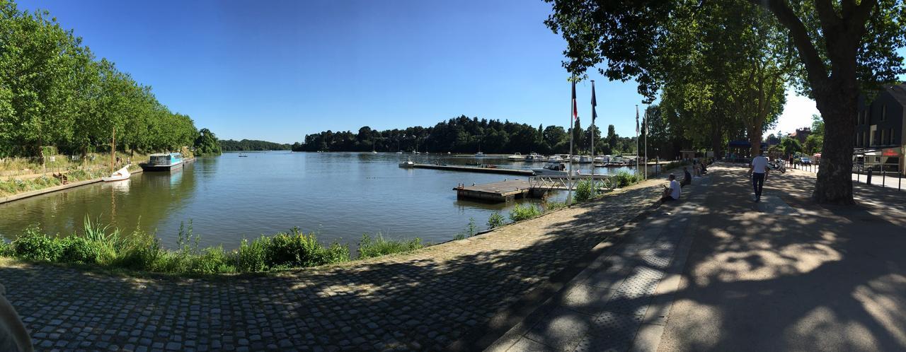 Bed and Breakfast Les Arbres Rouges Suce-sur-Erdre Екстер'єр фото