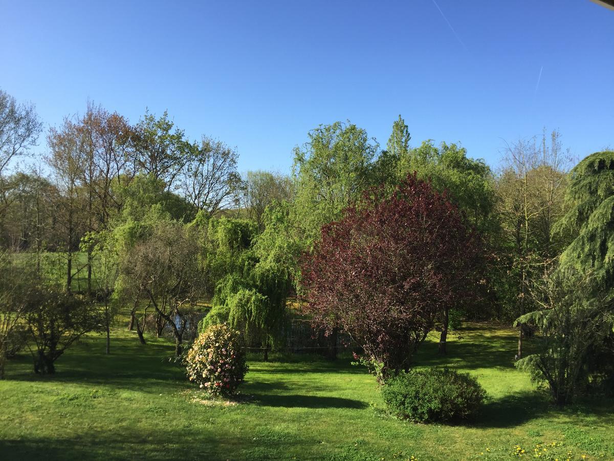 Bed and Breakfast Les Arbres Rouges Suce-sur-Erdre Екстер'єр фото